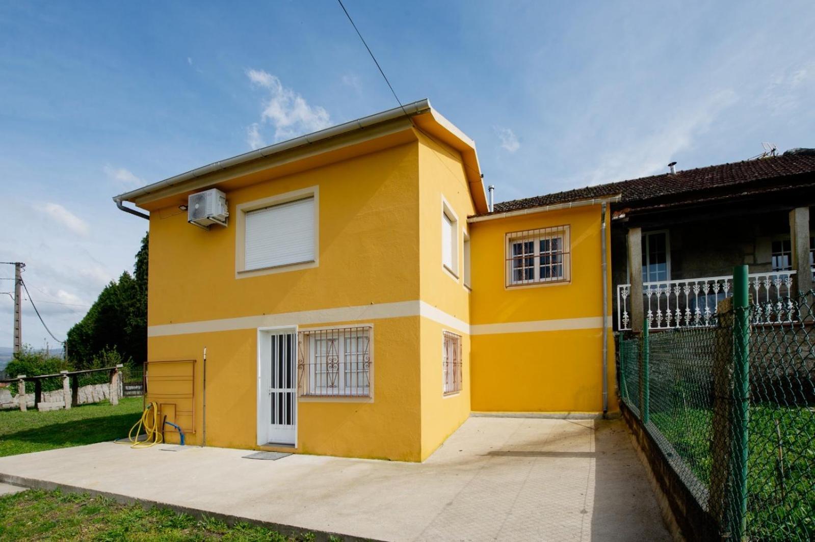 Apartamento Duplex Dos Habitaciones Mondariz Bagian luar foto